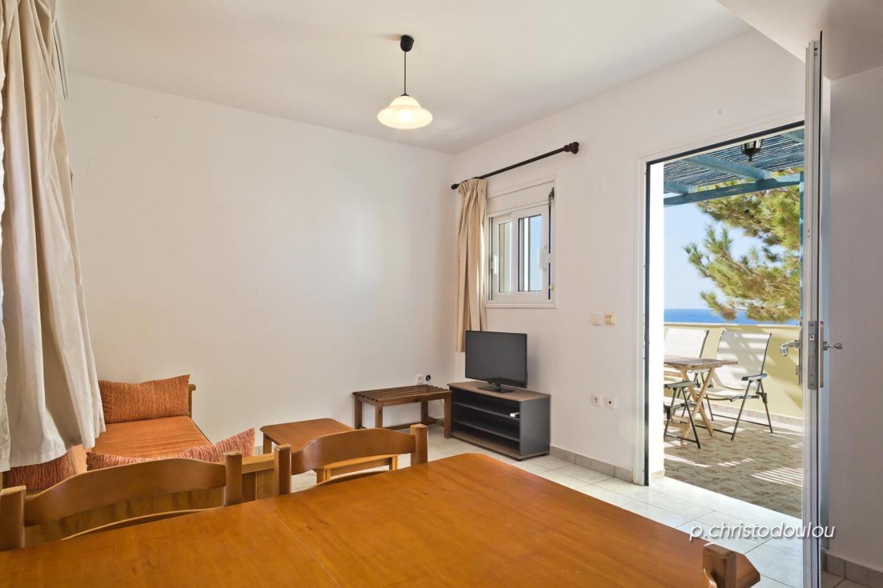 Albatros Studios & Apartments Lefkos  Bagian luar foto