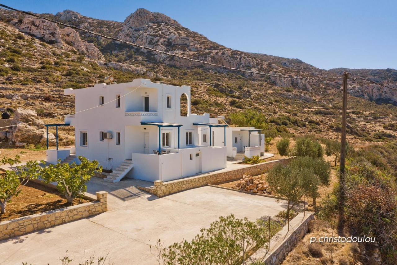 Albatros Studios & Apartments Lefkos  Bagian luar foto