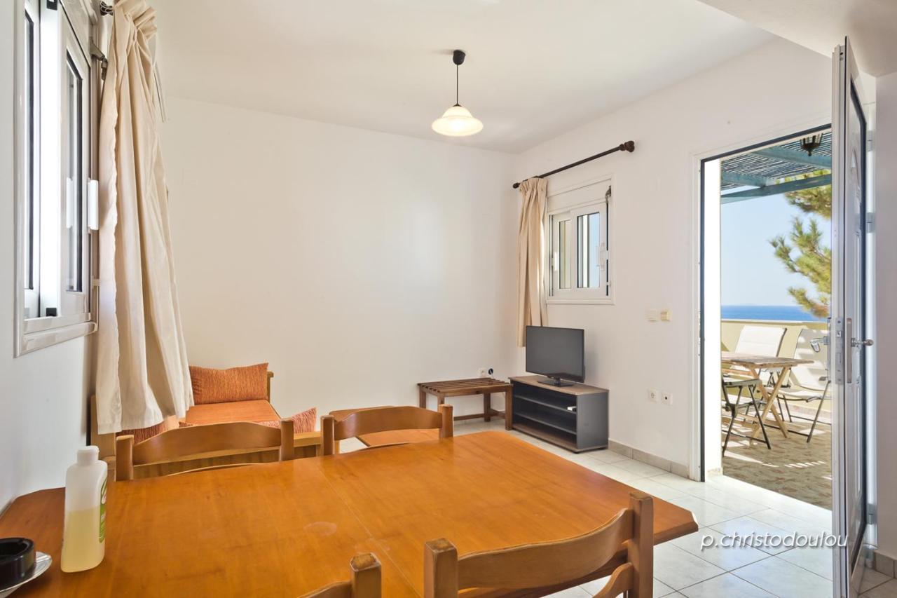 Albatros Studios & Apartments Lefkos  Bagian luar foto